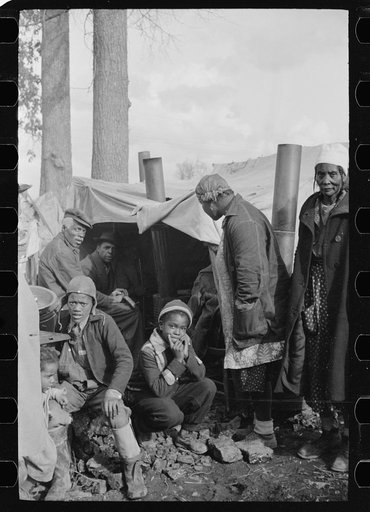 Untitled photo, possibly related to: Evicted sharecroppers along Highway 60, New Madrid County, Missouri