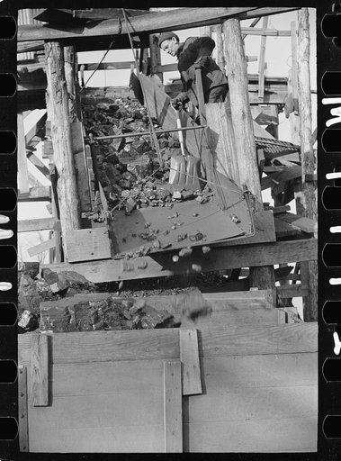 Untitled photo, possibly related to: Primitive gopher hole with minimum equipment, Williamson County, Illinois