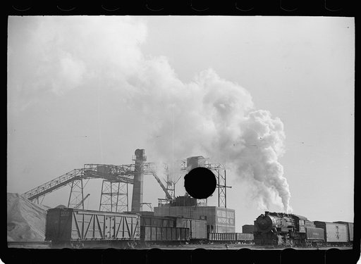Untitled photo, possibly related to: Railroad yards along riverfront, St. Louis, Missouri