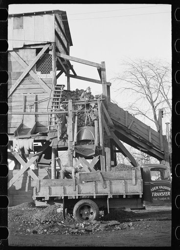 Loading a truck at Blue Ribbon No. 2 Mine, Williamson County, Illinois (see 26940-D)