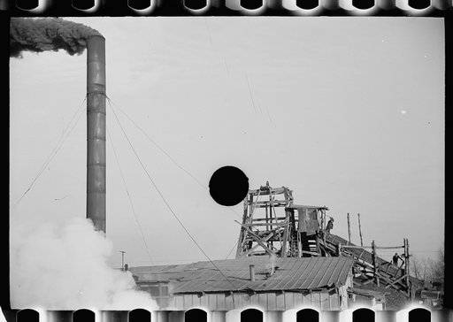 Untitled photo, possibly related to: Gopher hole employing steam power, Williamson County, Illinois (see 26940-D)