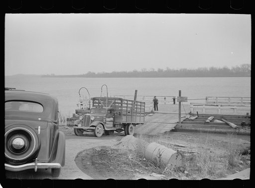 Ferry crossing, Ohio River at Shawneetown, Illinois