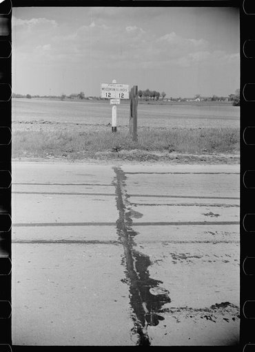 State line, Wisconsin and Illinois