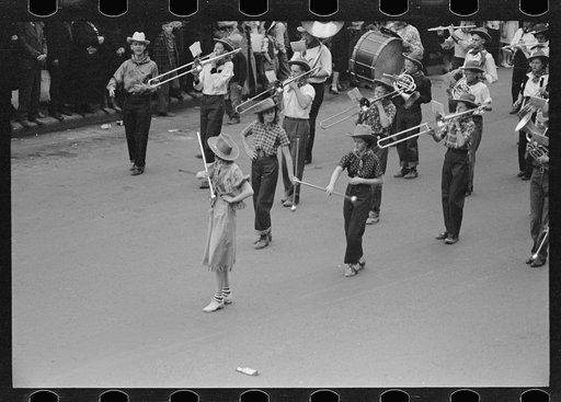 Untitled photo, possibly related to: Go Western parade, Billings, Montana