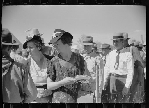 Free lunch counter at farmers field day, U.S. Dry Land Experiment Station, Akron, Colorado