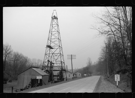Oil well on Highway U.S. 50, Ritchie County, West Virginia