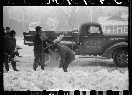 Clearing the snow off the streets of Chillicothe, Ohio