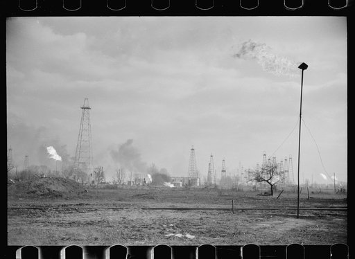 Oil field, Marion County, Illinois