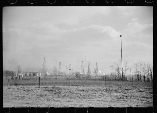Oil field, Marion County, Illinois