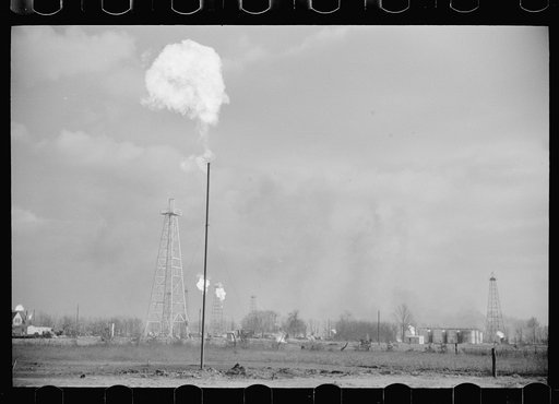 Oil field, Marion County, Illinois