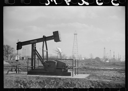 Marion County, Illinois. Oil field