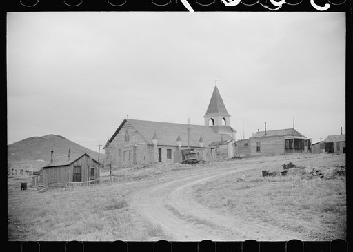 Untitled photo, possibly related to: Abandoned mineowner's home. Goldfield, Nevada