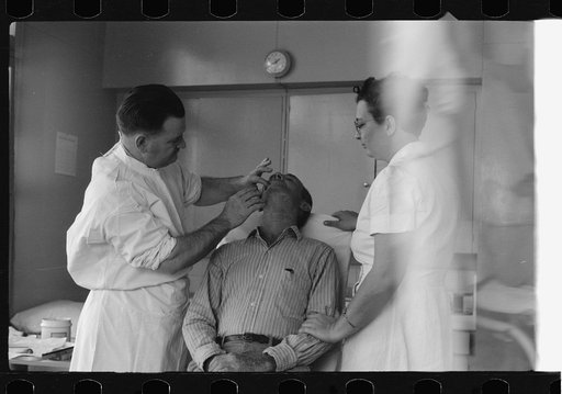 Untitled photo, possibly related to: Dental clinic, FSA (Farm Security Administration) camp, Weslaco, Texas