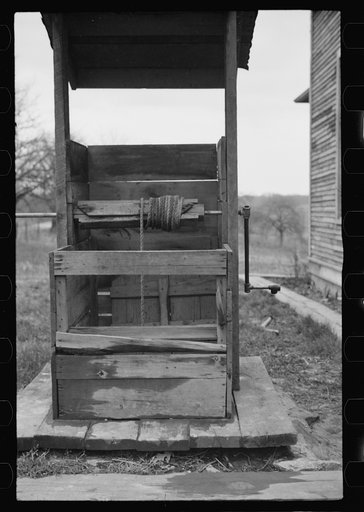 Well, common source of water supply, Jackson, Ohio
