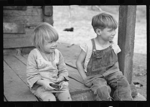 Untitled photo, possibly related to: Part of family of ten to be resettled on Ross-Hocking Land Project near Chillicothe, Ohio