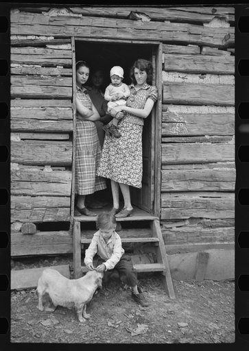 Untitled photo, possibly related to: Mother of family of five to be resettled on Ross-Hocking Land Project near Chillicothe, Ohio