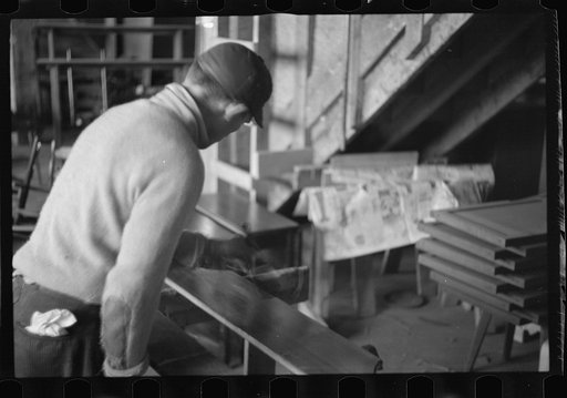 Untitled photo, possibly related to: Craft shop at Reedsville, West Virginia