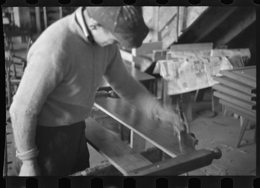 Untitled photo, possibly related to: Craft shop at Reedsville, West Virginia