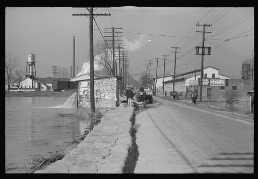 Untitled photo, possibly related to: Workers on the levee during the flood, Memphis, Tennessee