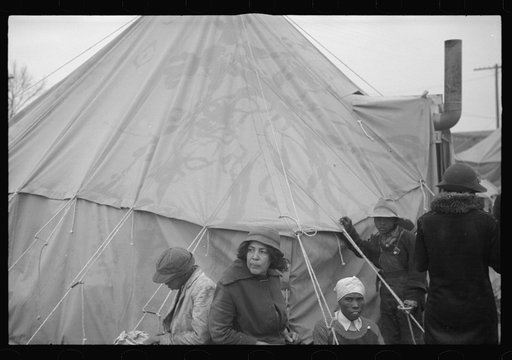 Untitled photo, possibly related to: Flood refugees lined up and waiting for food at Marianna, Arkansas, refugee camp