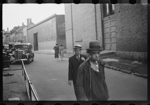 Untitled photo, possibly related to: Dress shop, Manchester, New Hampshire