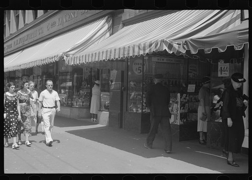 Untitled photo, possibly related to: Street scene, Manchester, New Hampshire