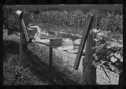 Untitled photo, possibly related to: Threshers' hats, Brookeville, Maryland