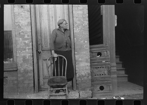 Untitled photo, possibly related to: Entrance to Negro professional building, 47th Street, Chicago, Illinois