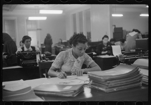 Employees of Negro insurance company, Chicago, Illinois