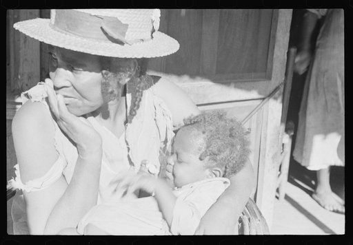 Family of Negro sharecropper, Little Rock, Arkansas