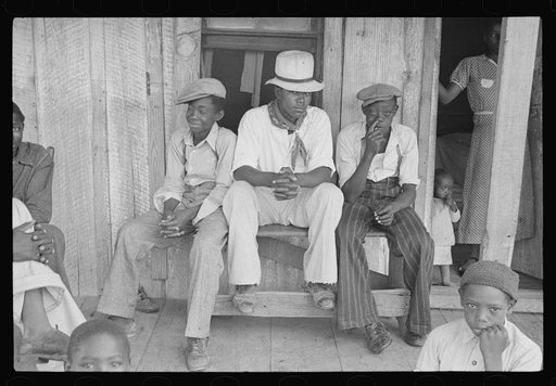 Sharecroppers' children on Sunday, near Little Rock, Arkansas