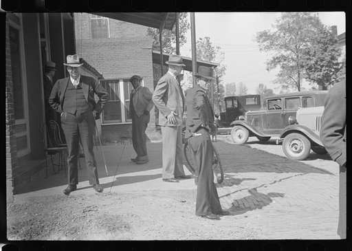 Untitled photo, possibly related to: Bank in Smithland, Kentucky
