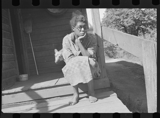 Waiting for relief agent, Scotts Run, West Virginia