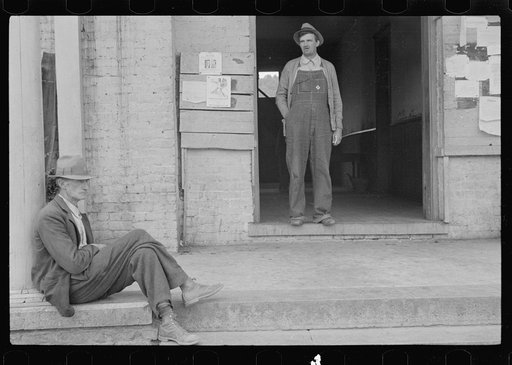 A street scene, Maynardville, Tennessee