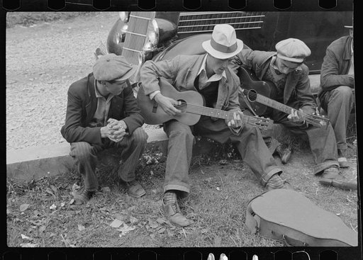 Street musicians, Maynardville, Tennessee