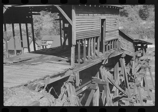 Abandoned mine, Dobra, West Virginia