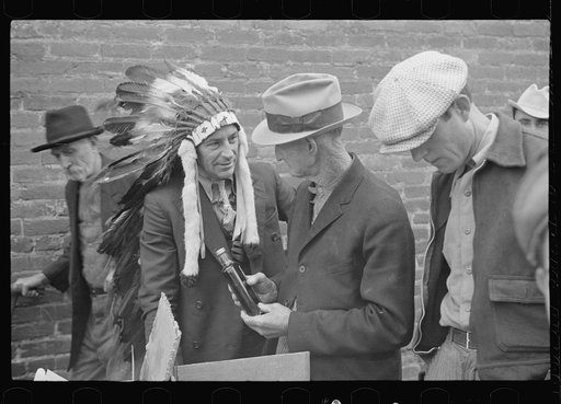 Medicine show, Huntingdon, Tennessee
