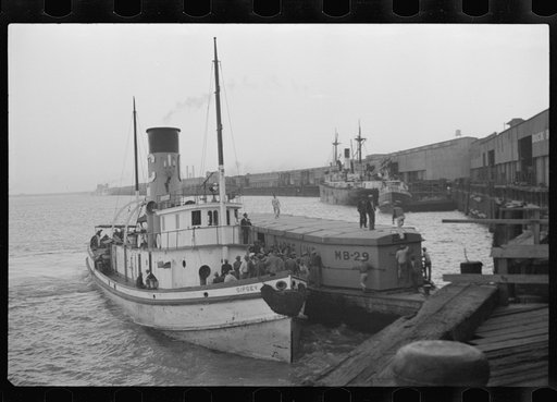 Untitled photo, possibly related to: Bringing in scabs, New Orleans, Louisiana