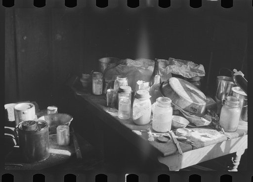 Kitchen in strawberry picker's home, Hammond, Louisiana