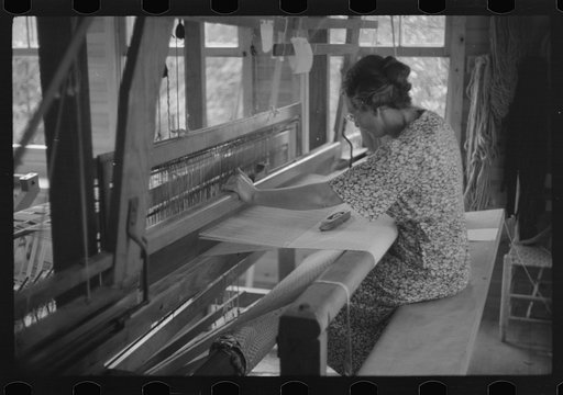 Untitled photo, possibly related to: Weaving at Cumberland Homesteads, Crossville, Tennessee