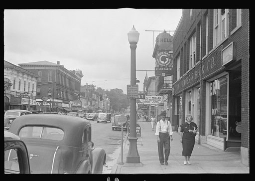 Main street, Lancaster, Ohio