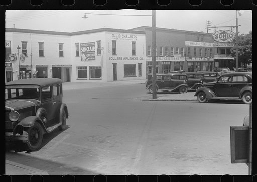 Street scene, Washington Court House, Ohio (see general caption)