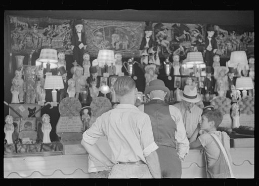 Untitled photo, possibly related to: War veterans' homecoming and carnival, London, Ohio (see general caption)
