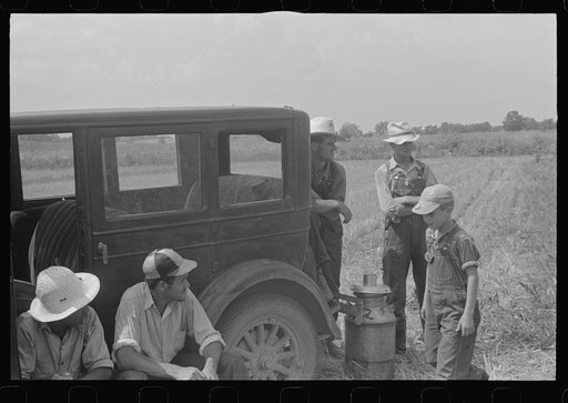 Members of threshing crew, central Ohio