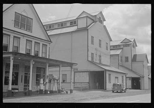Hartman Farms, "the farm that Peruna built," central Ohio (see general caption)