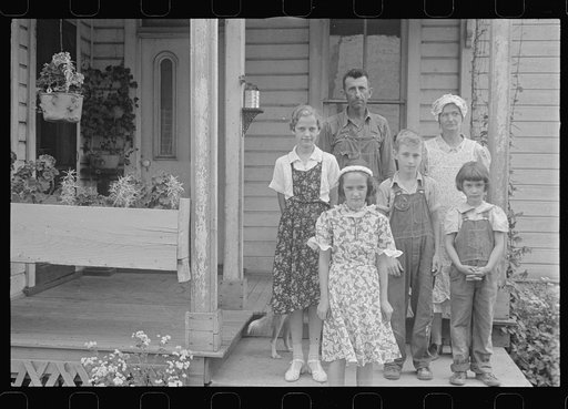 The Thaxton family, near Mechanicsburg, Ohio