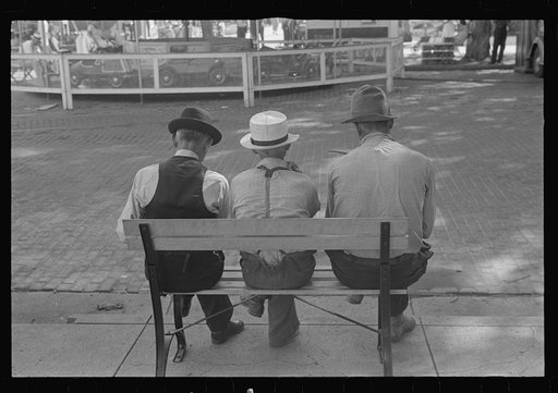 Street scene. London, Ohio
