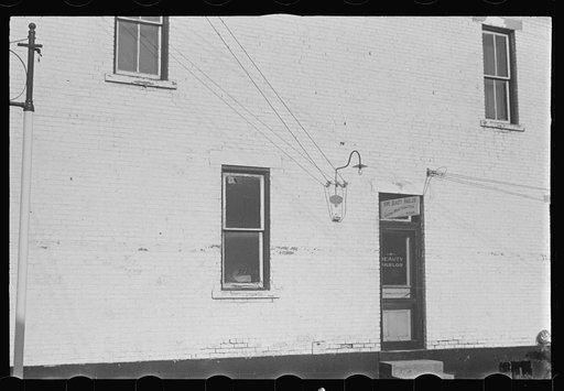 Beauty parlor, Plain City, Ohio