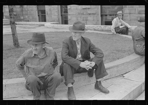 Untitled photo, possibly related to: Courthouse, Circleville, Ohio