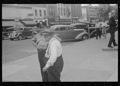 Untitled photo, possibly related to: Street scene, Circleville, Ohio (see general caption)